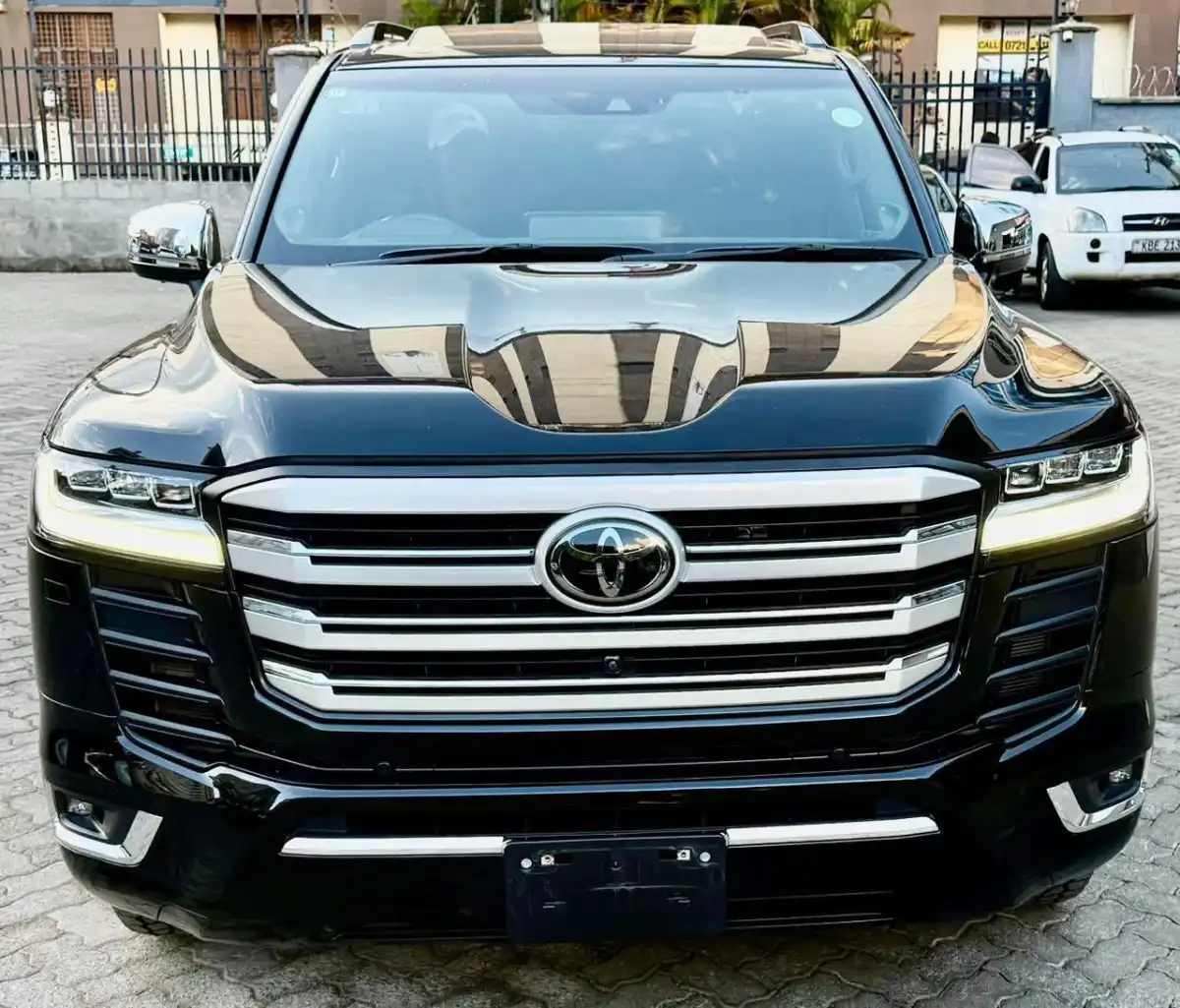 Toyota-Landcruiser_Zx-