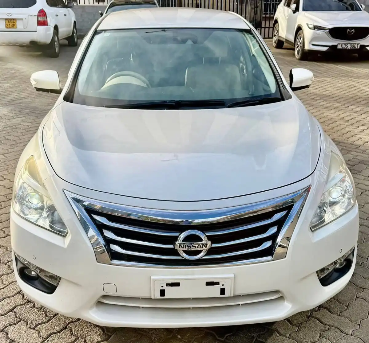 Nissan-Teana-