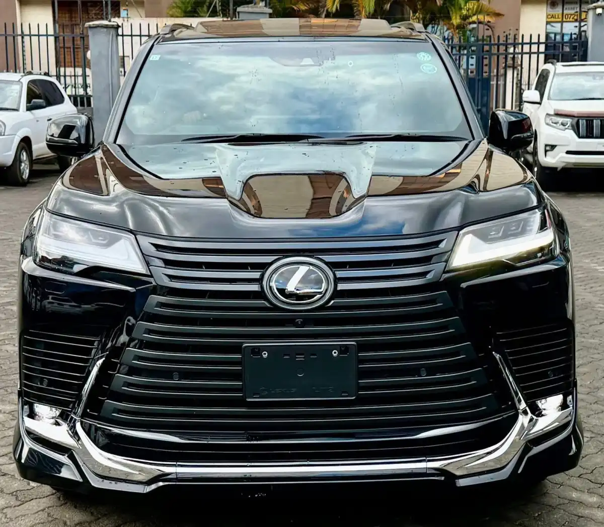 LEXUS-LX_600-