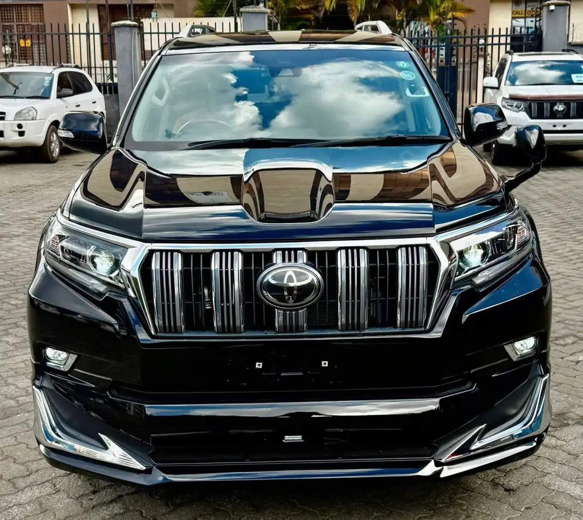 Toyota-Land_cruiser_Prado_TX-