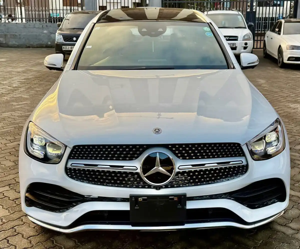 Mercedes_Benz-GLC_220d-