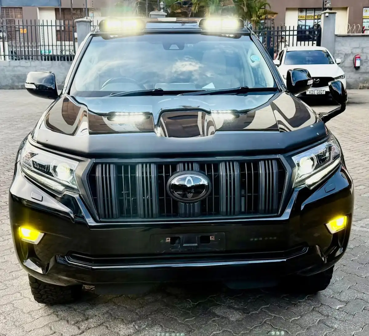 Toyota-Land_cruiser_Prado_TX-