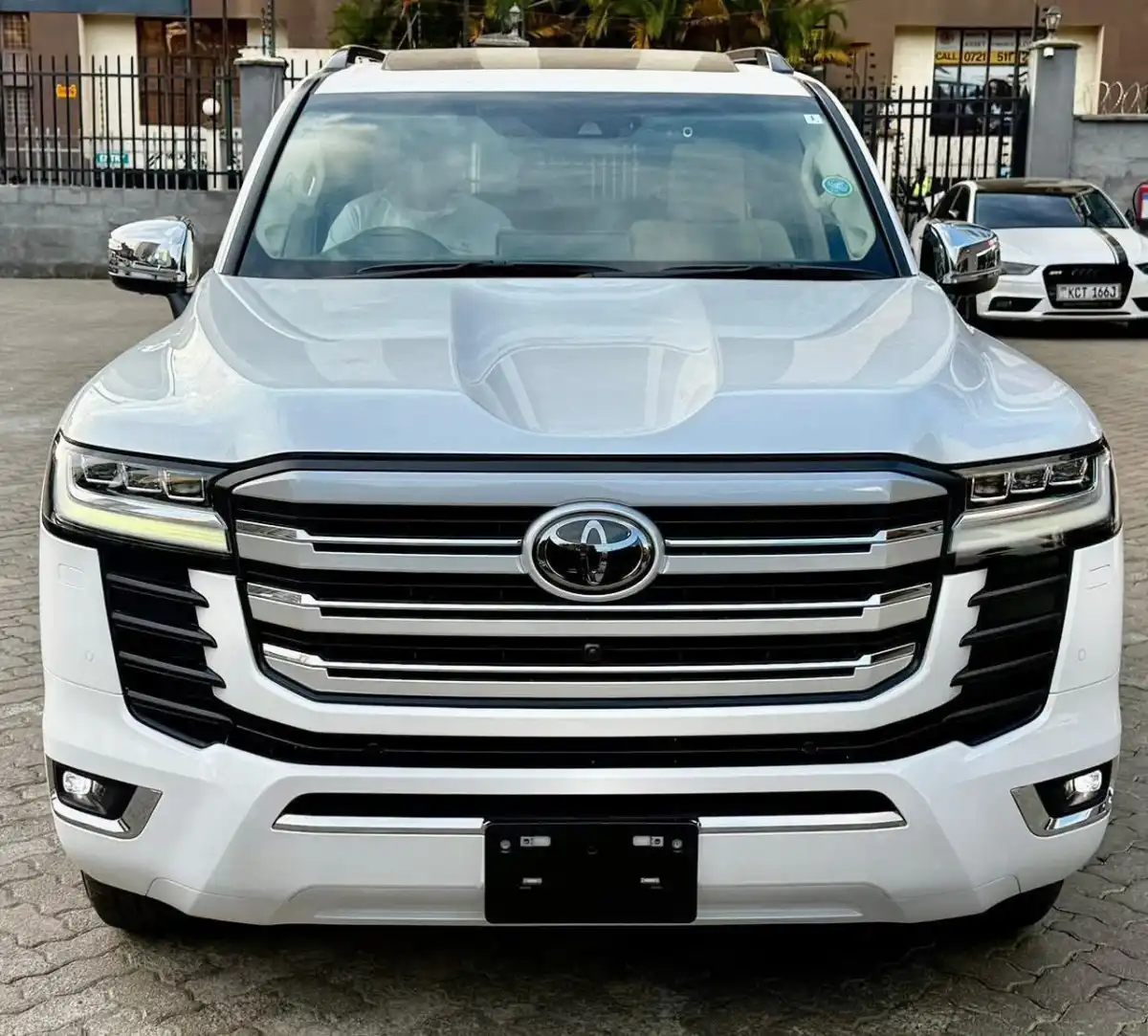 Toyota-Landcruiser_Zx-