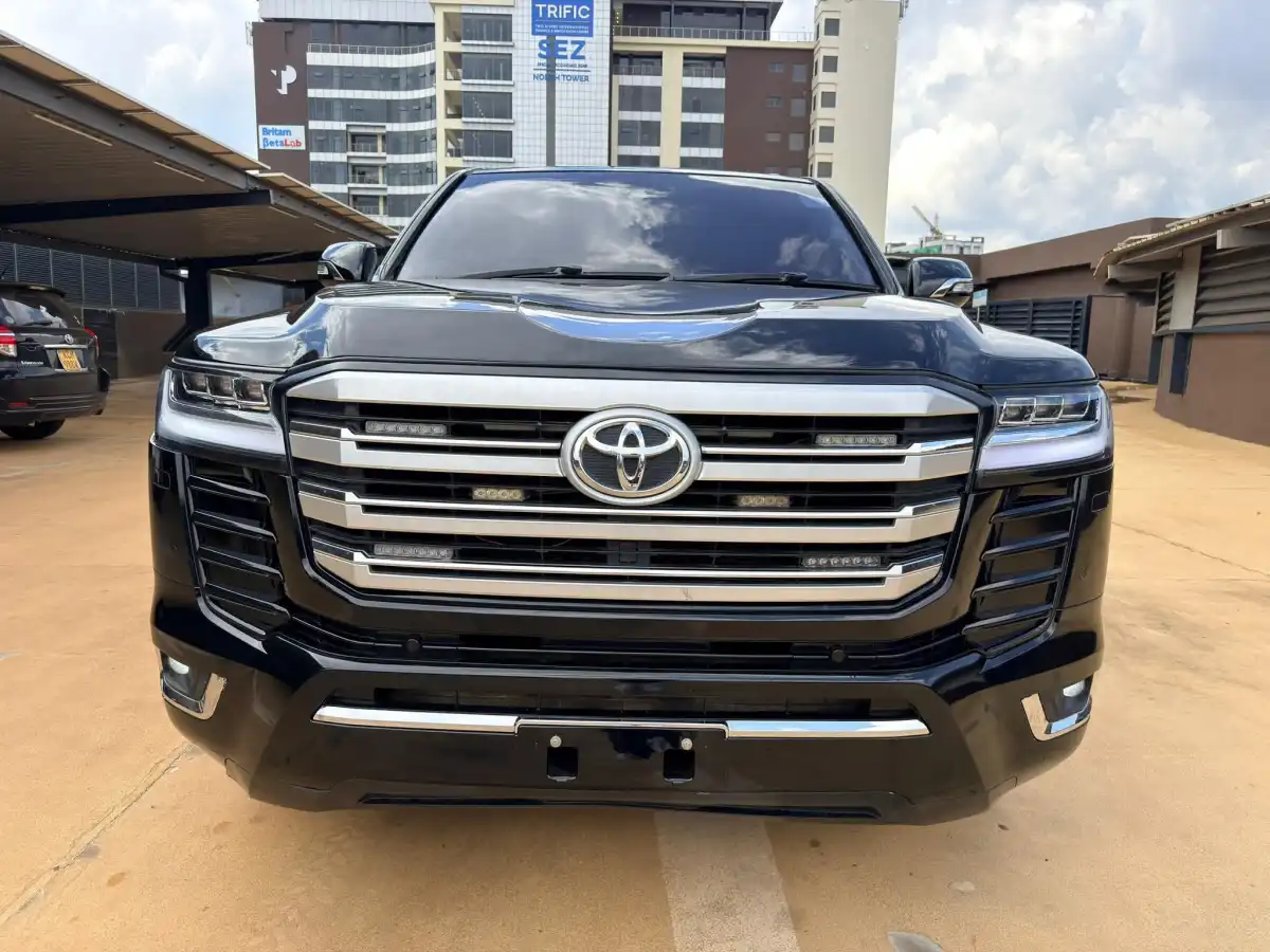 Toyota-Landcruiser_Zx-