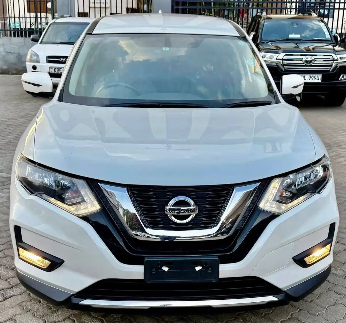 Nissan-X-Trail-