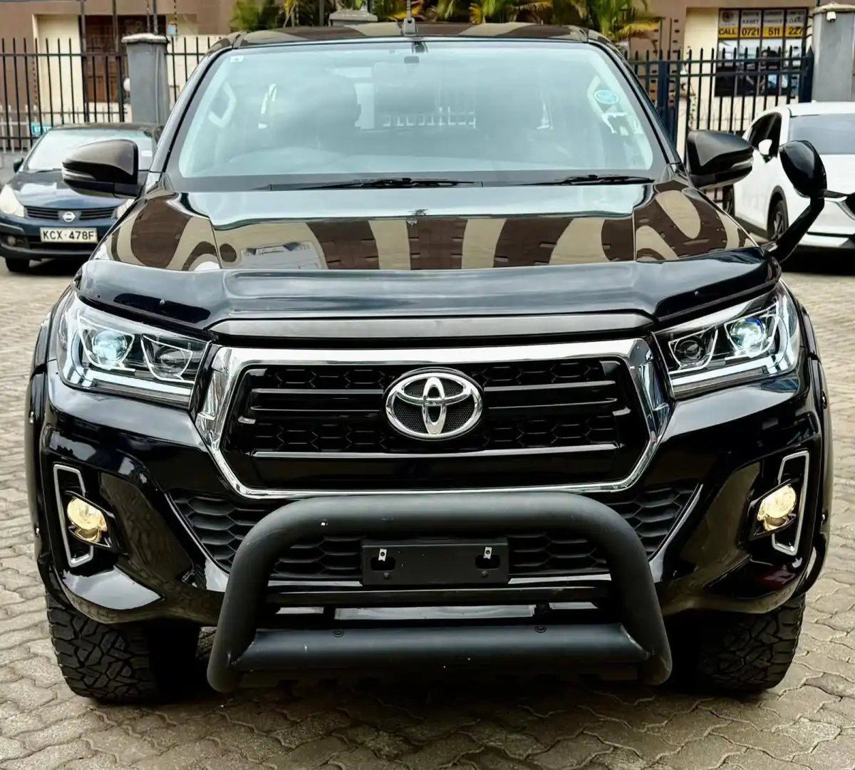 Toyota-Hilux-