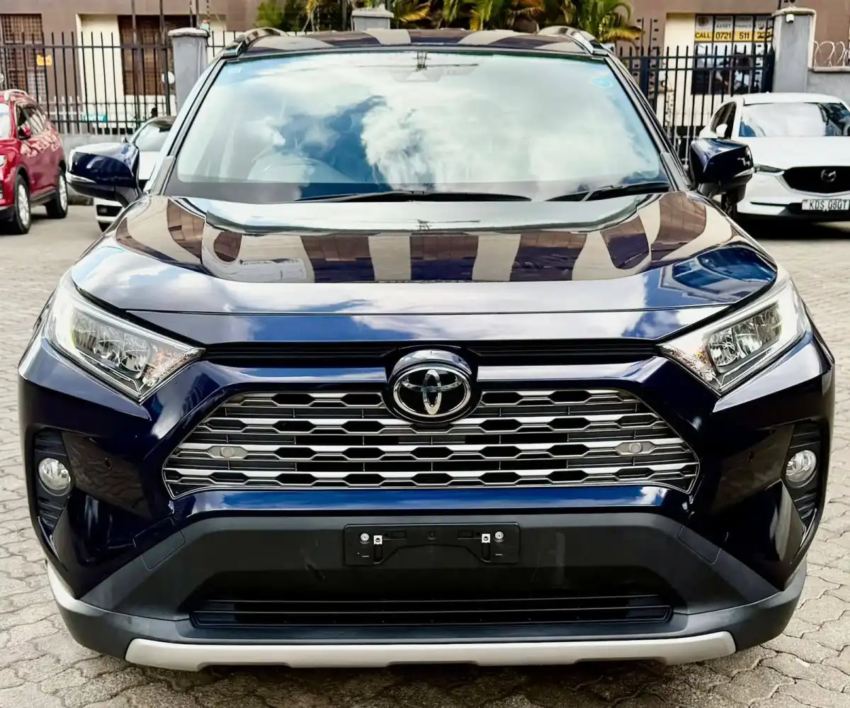 Toyota-RAV4-