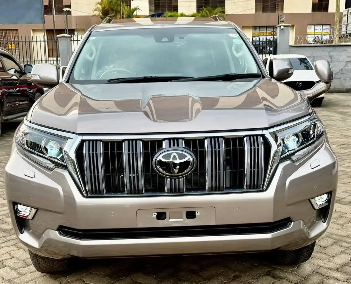Toyota-Land_cruiser_Prado_TX-
