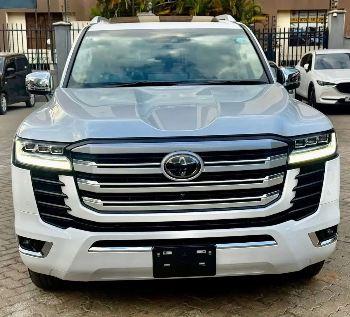 Toyota-Landcruiser_Zx-