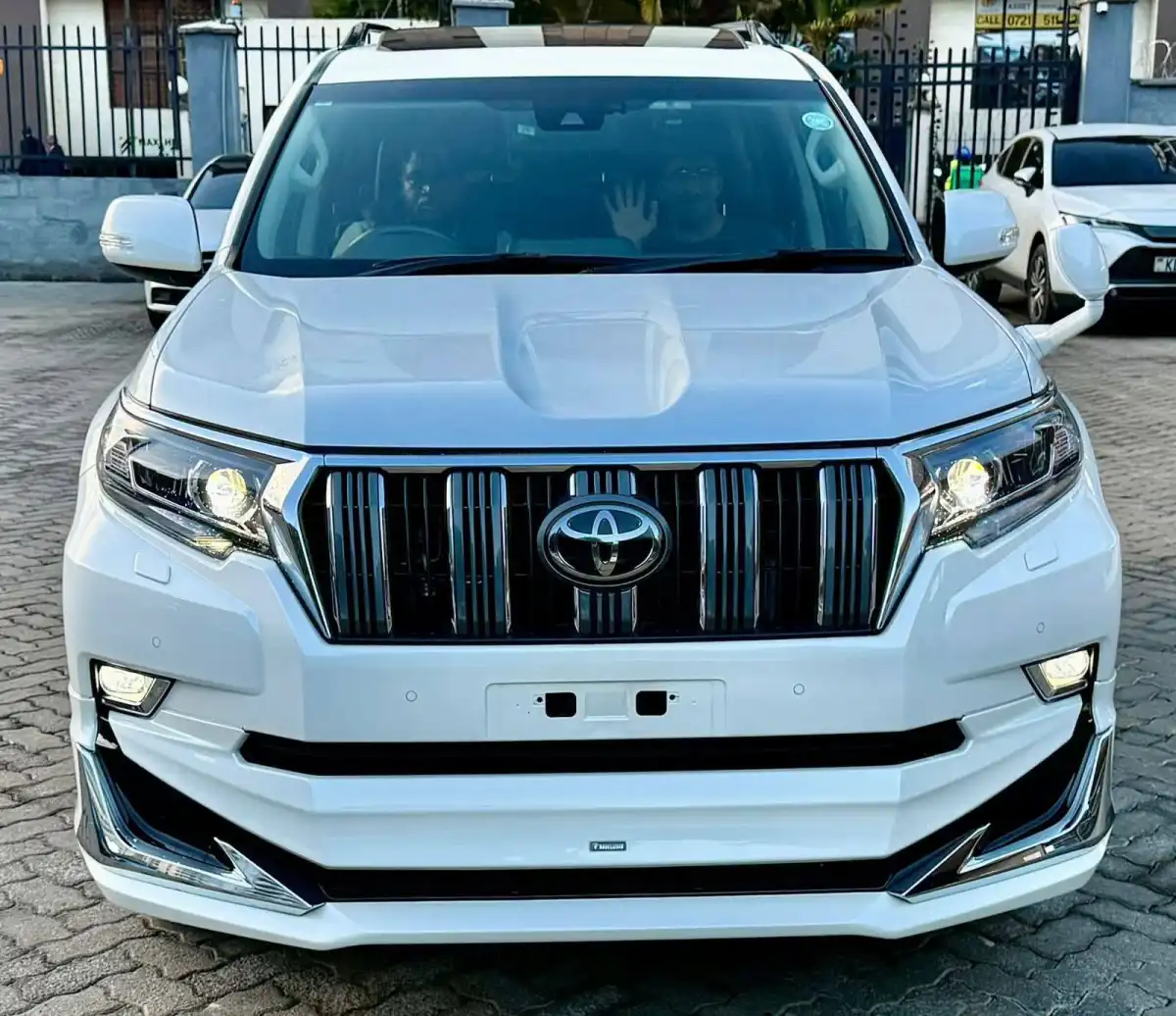 Toyota-Land_cruiser_Prado_TX-