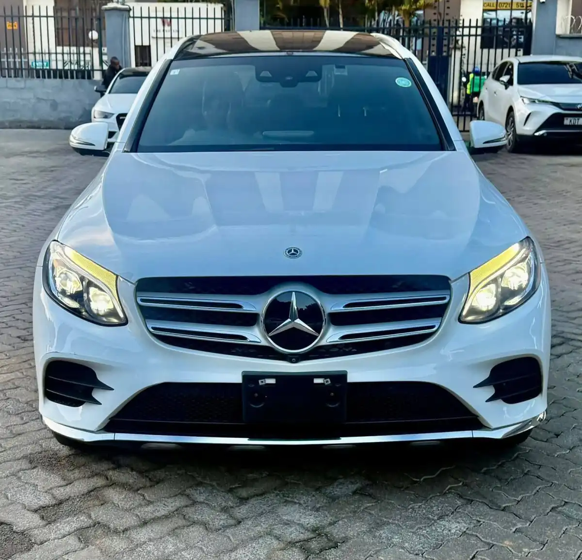 Mercedes_Benz-GLC_220d-