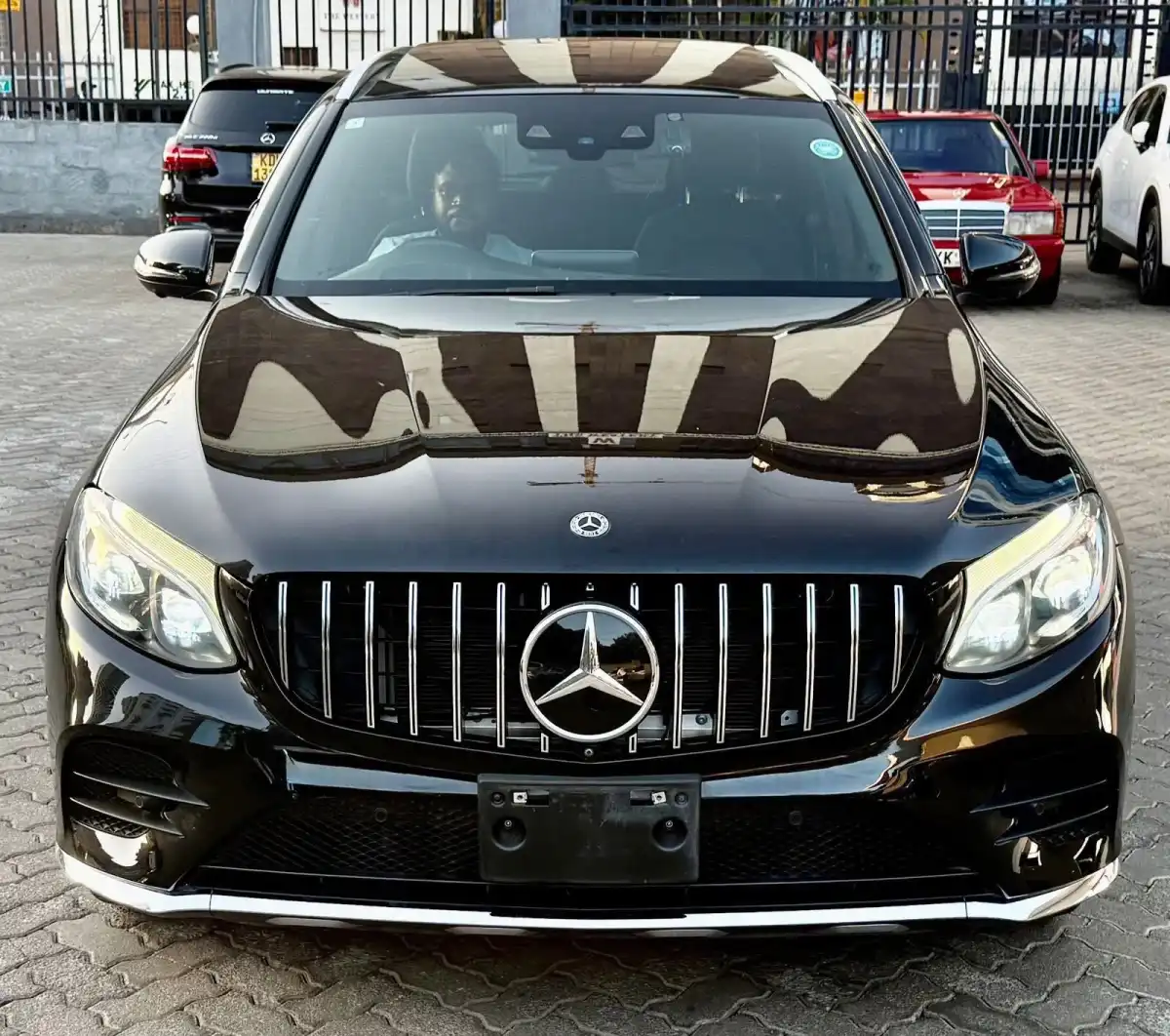 Mercedes_Benz-GLC_220d-