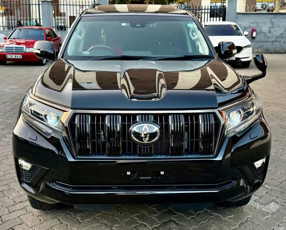 Toyota-Land_cruiser_Prado_TX-