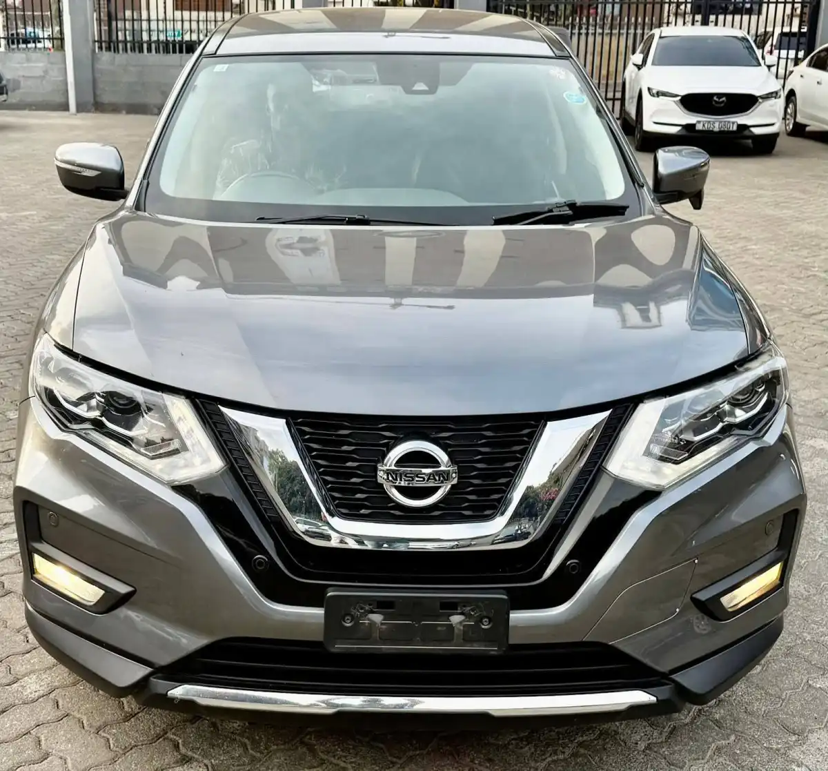 Nissan-X-Trail-