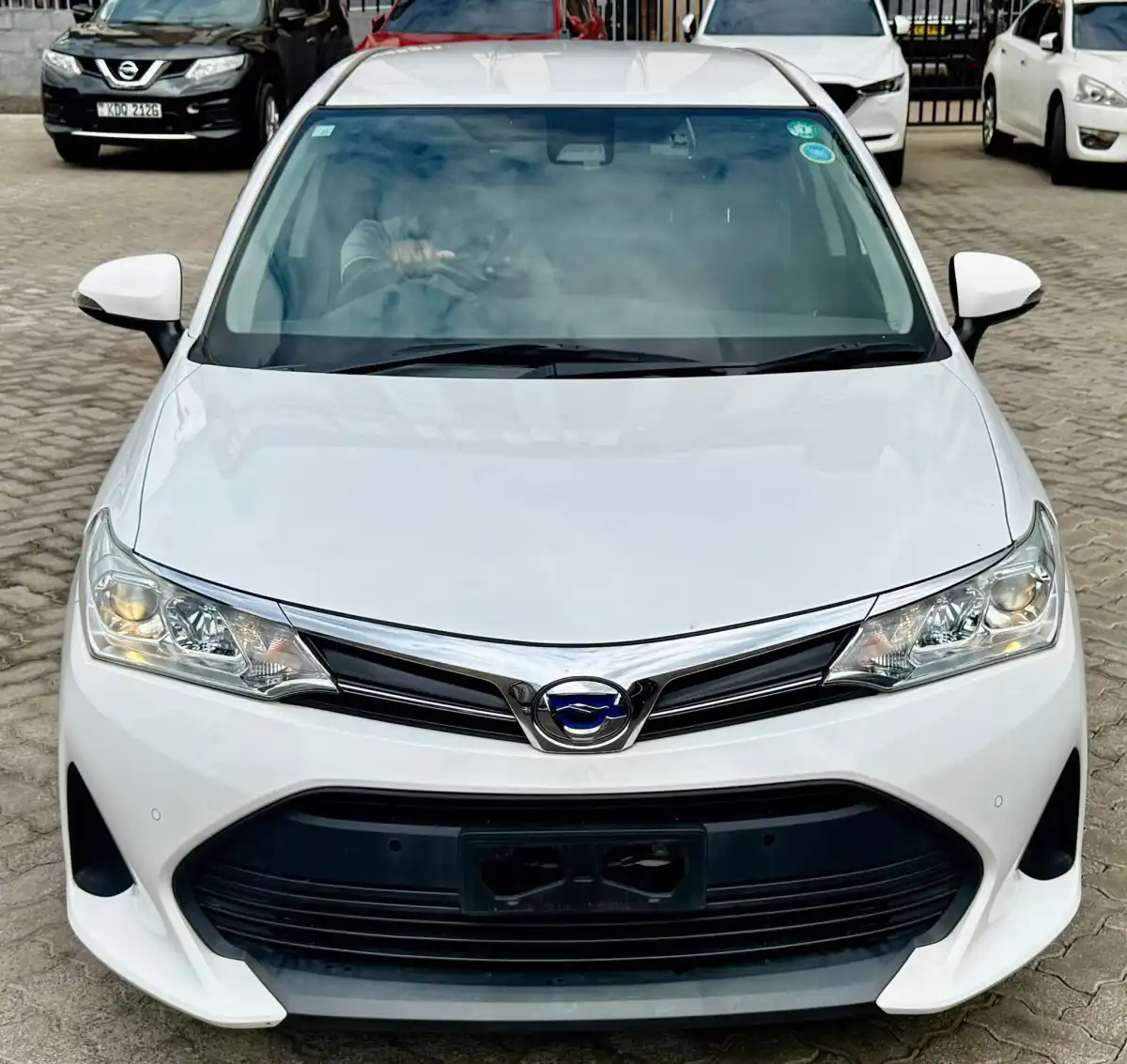 Toyota-Fielder-