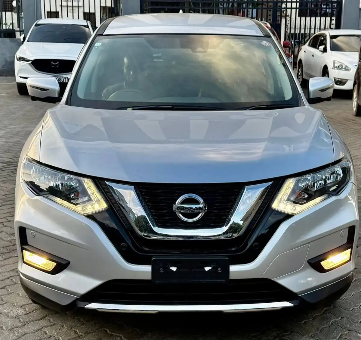 Nissan-X-Trail-