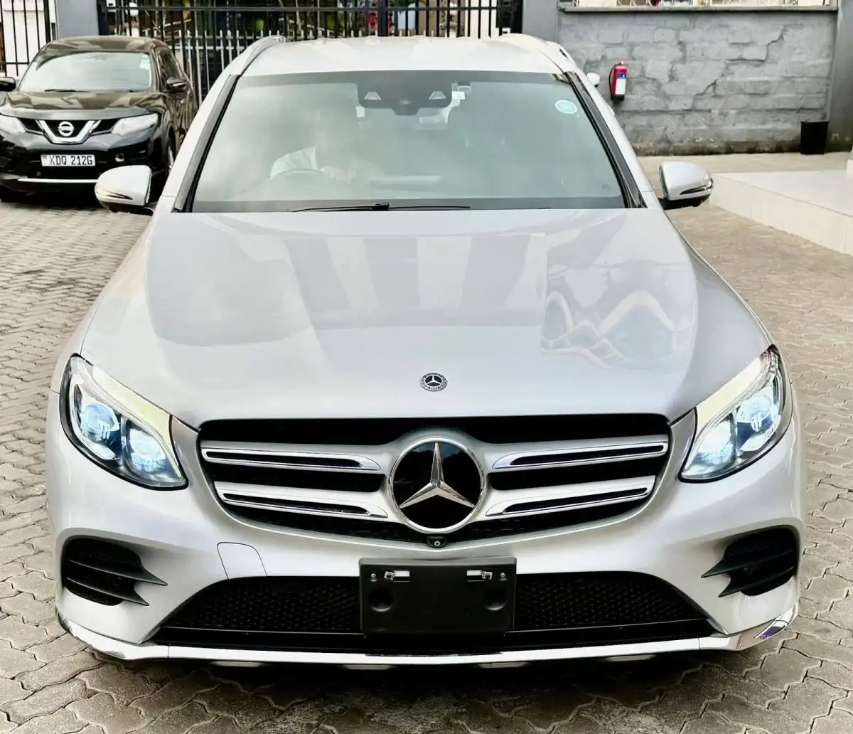 Mercedes_Benz-GLC_250-