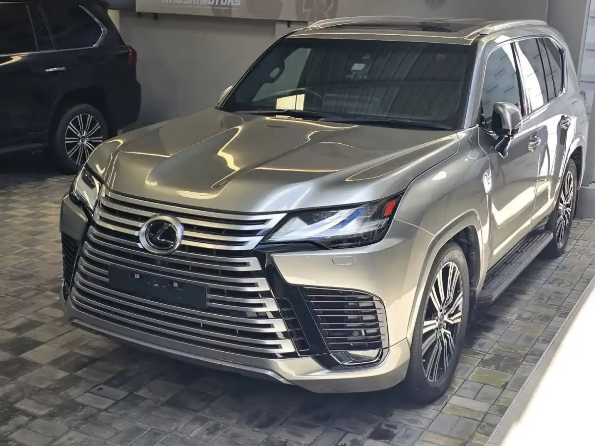 LEXUS-LX_550-