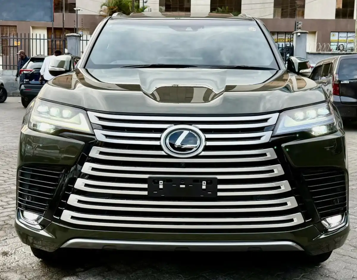 LEXUS-LX_600-