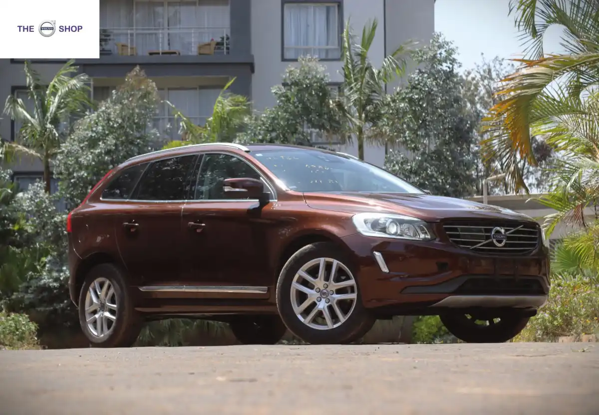 VOLVO-XC60-
