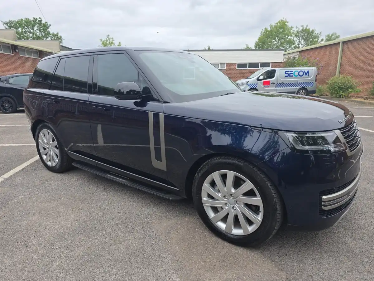 RANGE_ROVER-Vogue-