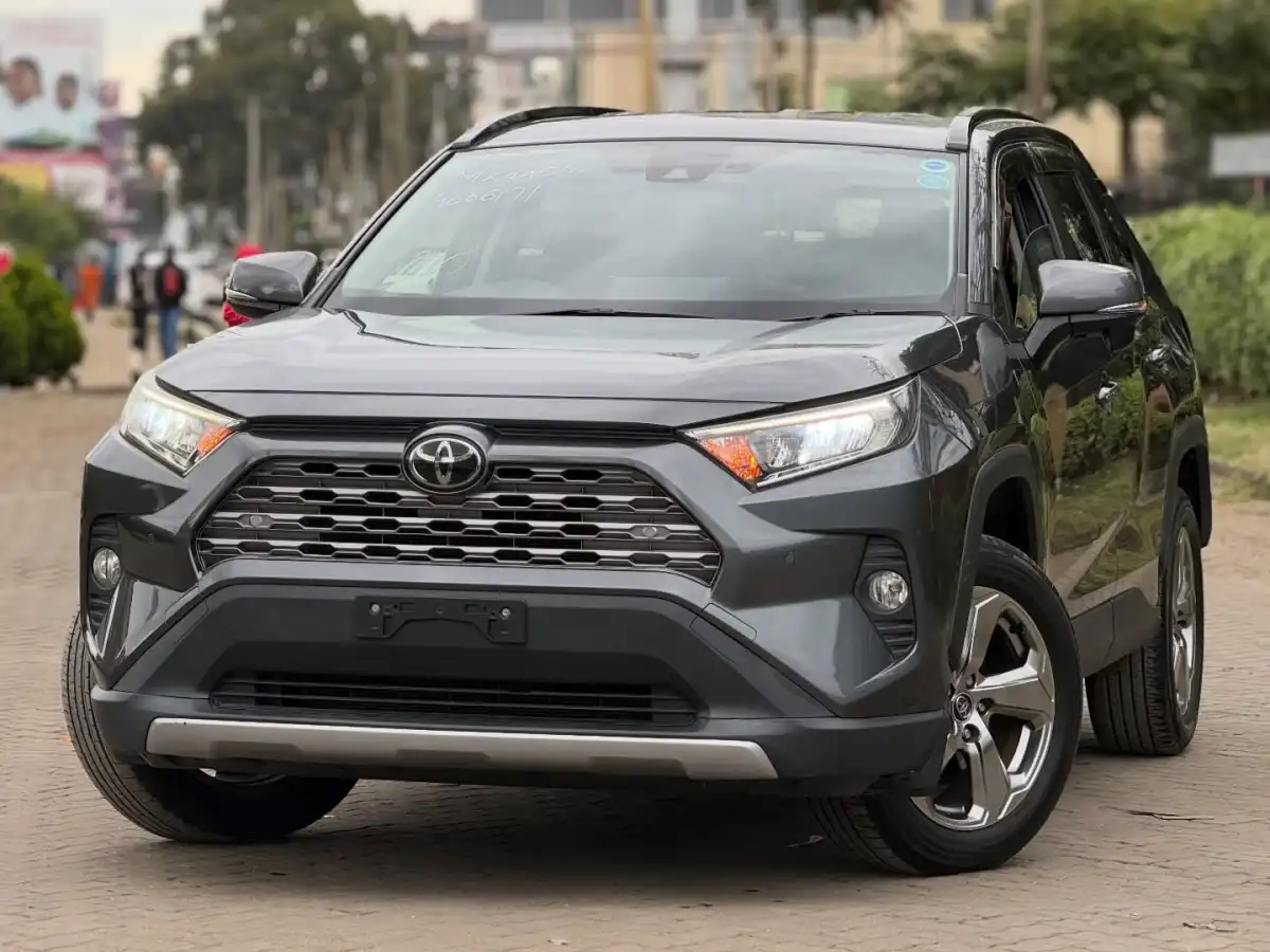 Toyota-RAV4-