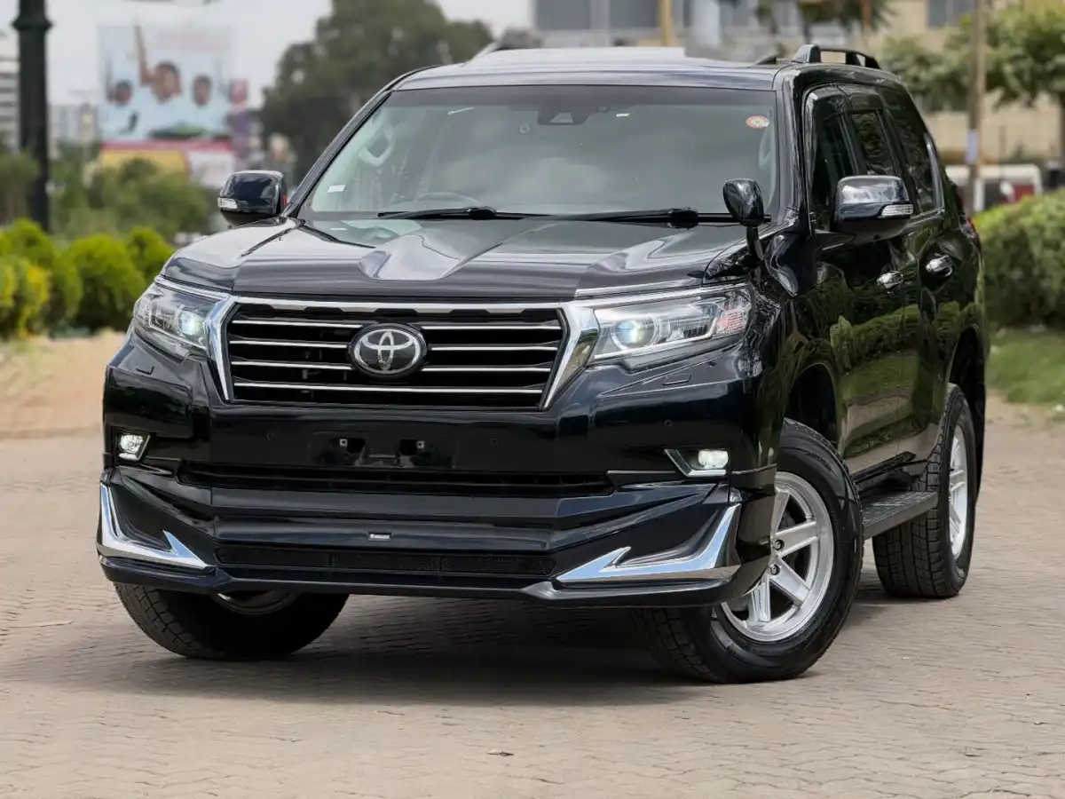 Toyota-LAND_CRUISER_PRADO-