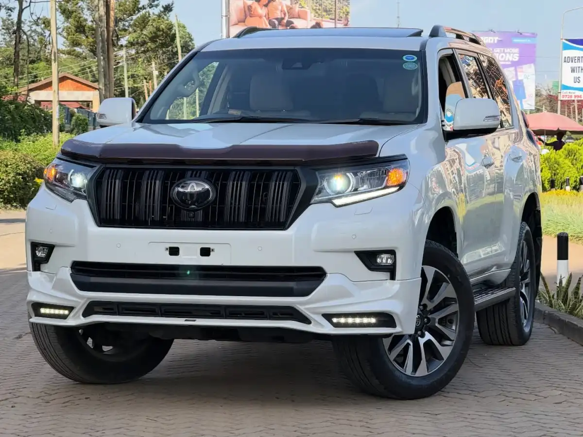 Toyota-LAND_CRUISER_PRADO-