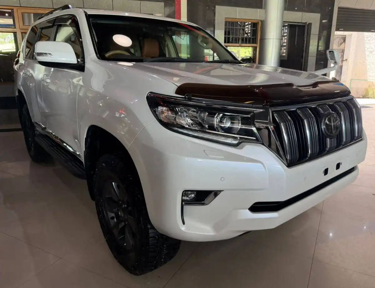 Toyota-Land_cruiser_Prado_TX-