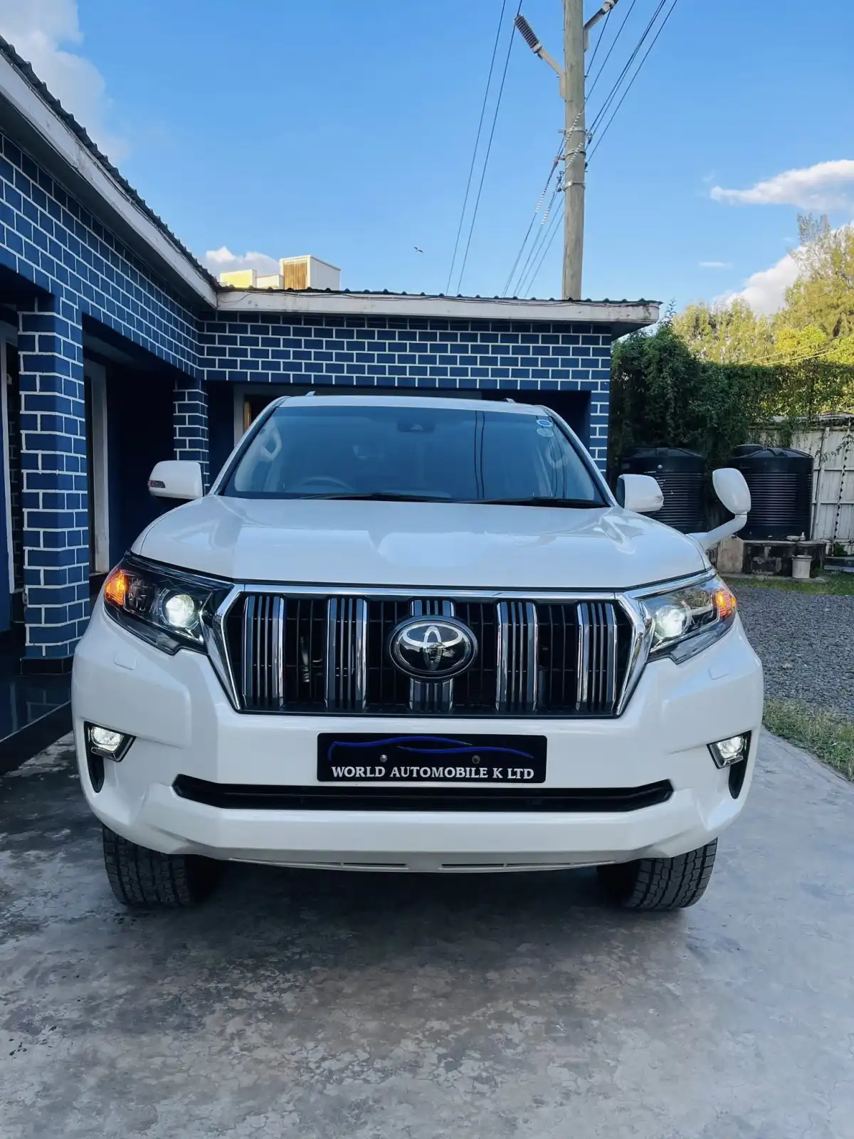 Toyota-Land_cruiser_Prado_TX-
