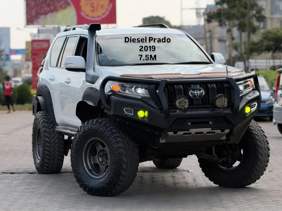 Toyota-Land_cruiser_Prado_j150-