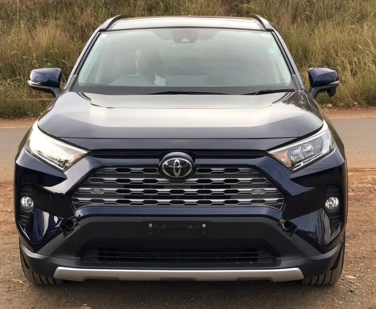 Toyota-RAV4-