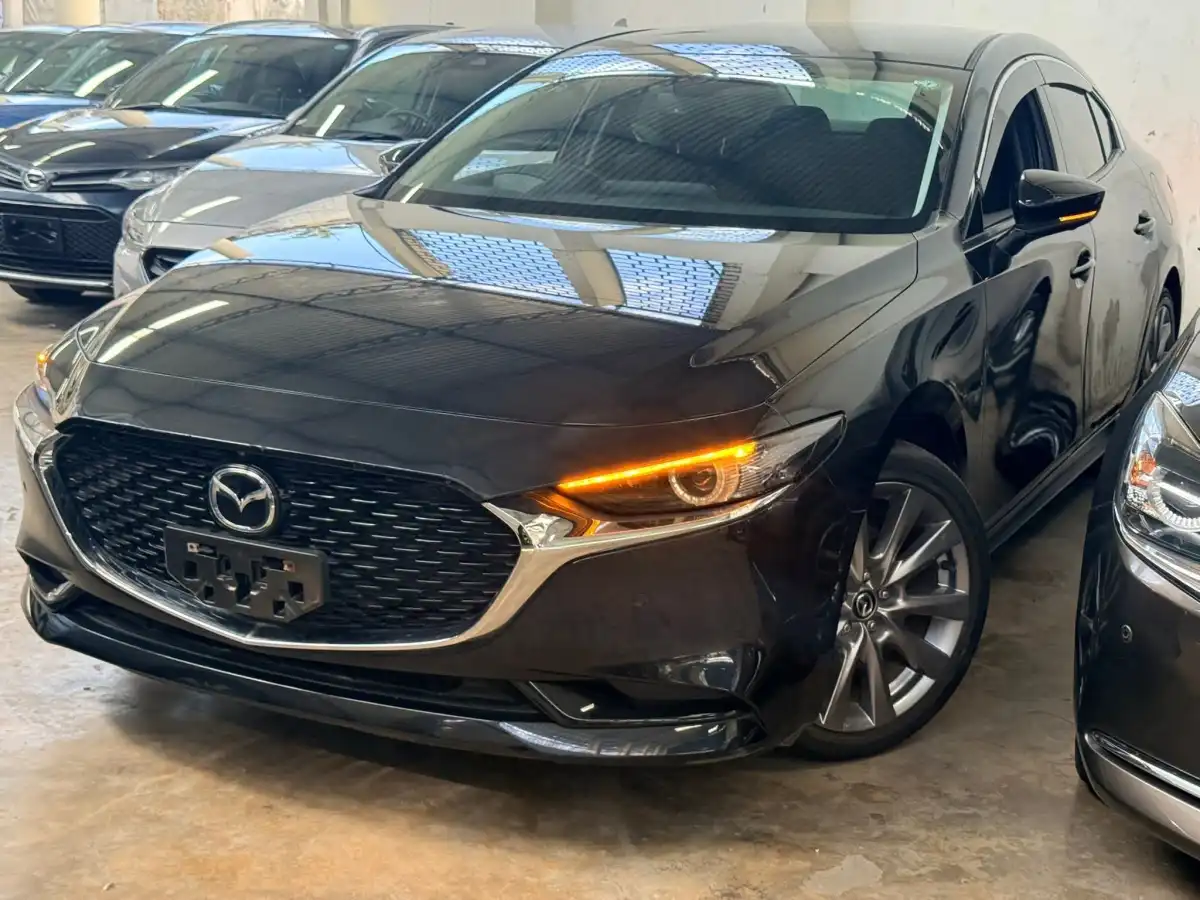 Mazda-Mazda_3-