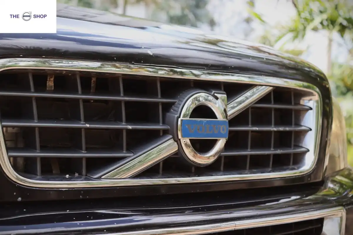 VOLVO-XC90-