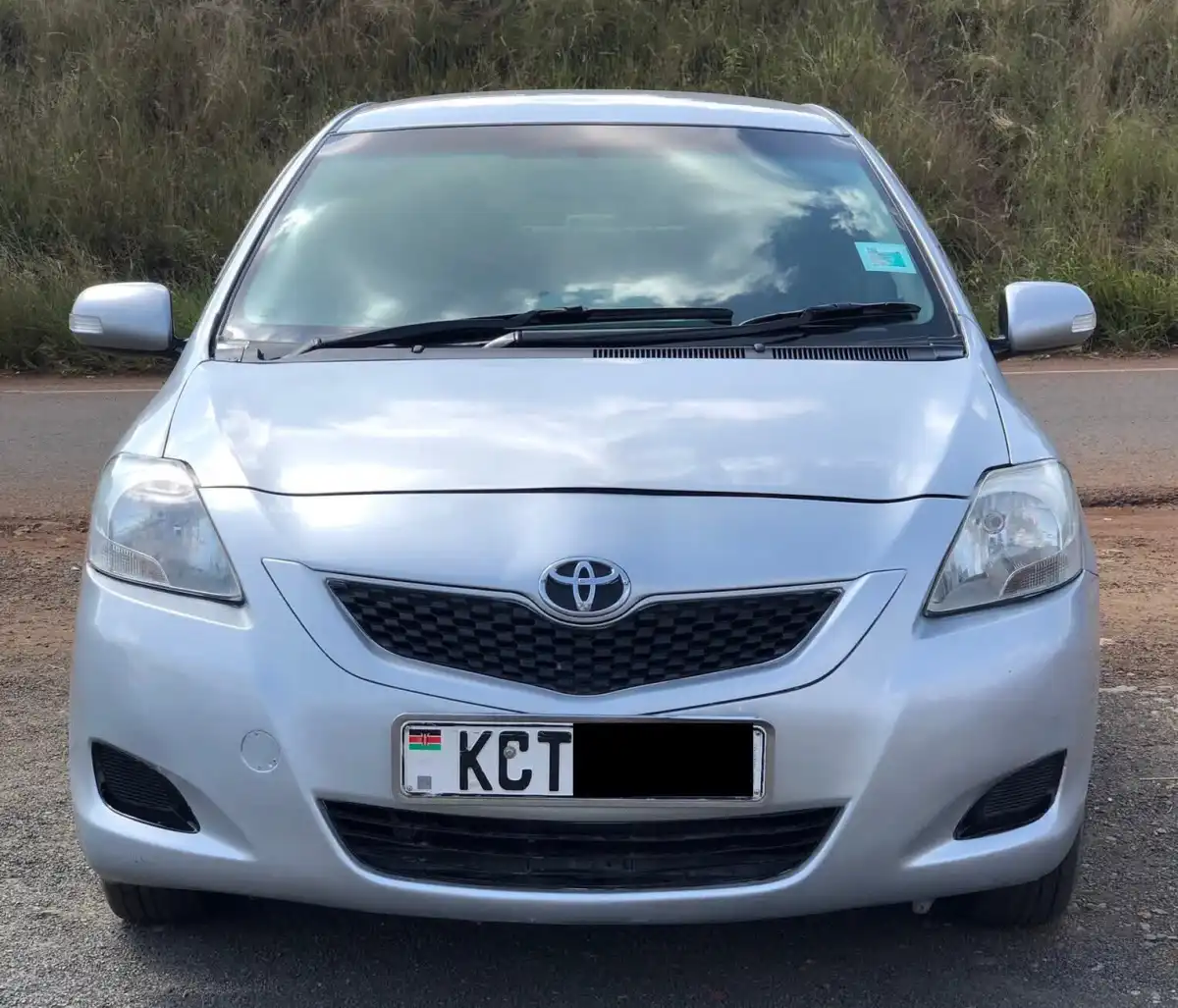 Toyota-Belta-