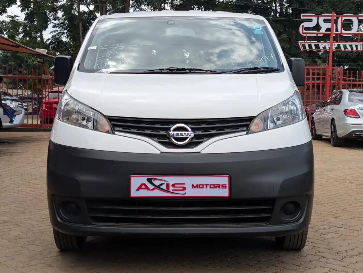 Nissan-NV200-