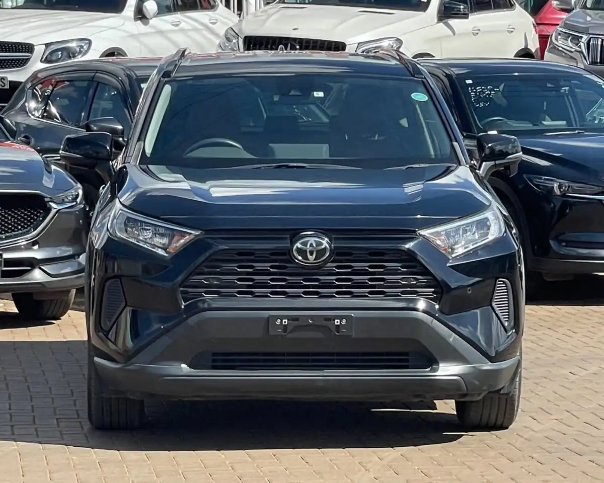 Toyota-RAV4-
