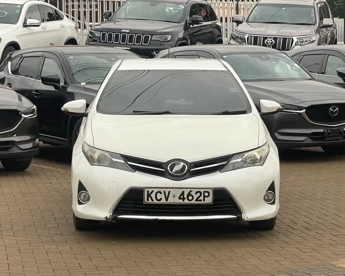 Toyota-Auris-