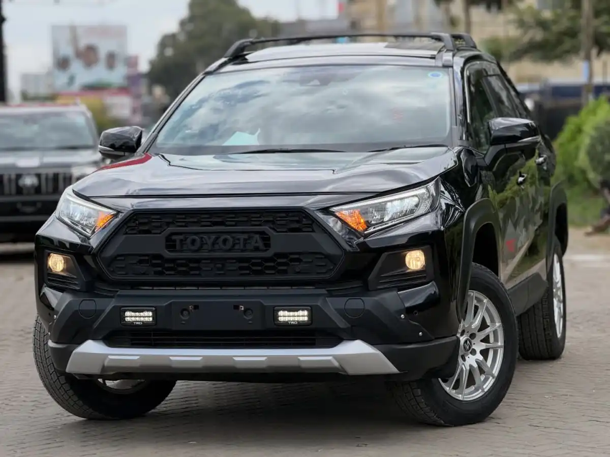Toyota-RAV4-