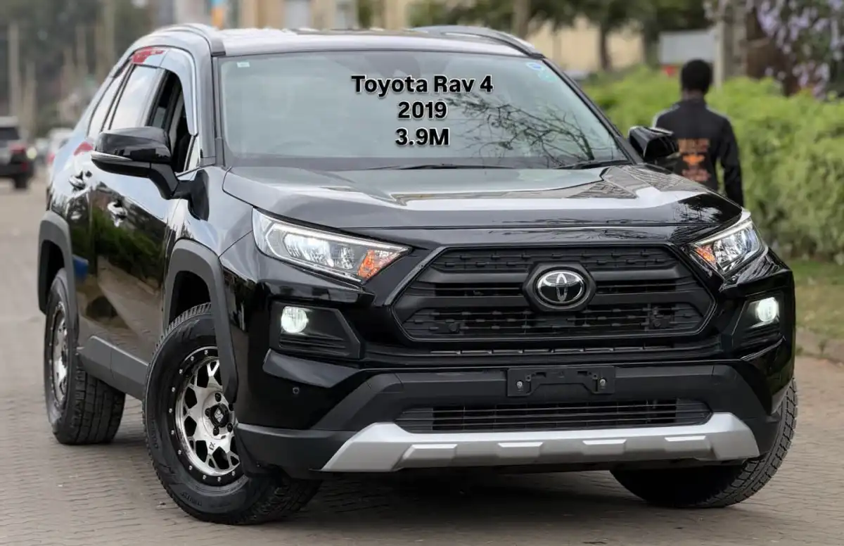 Toyota-RAV4-