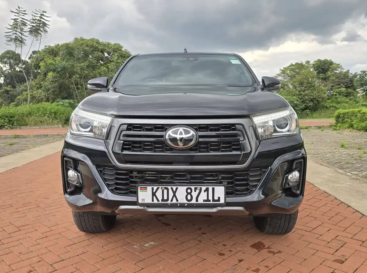 Toyota-Hilux-