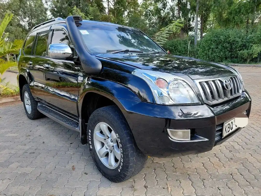 Toyota-LAND_CRUISER_PRADO-