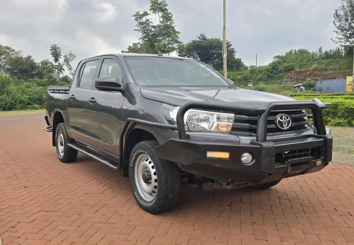 Toyota-Hilux-