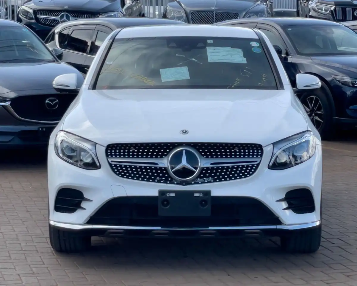Mercedes_Benz-GLC_220d-