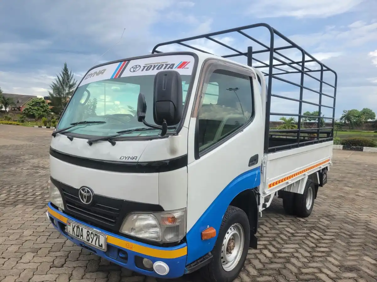Toyota-Dyna-