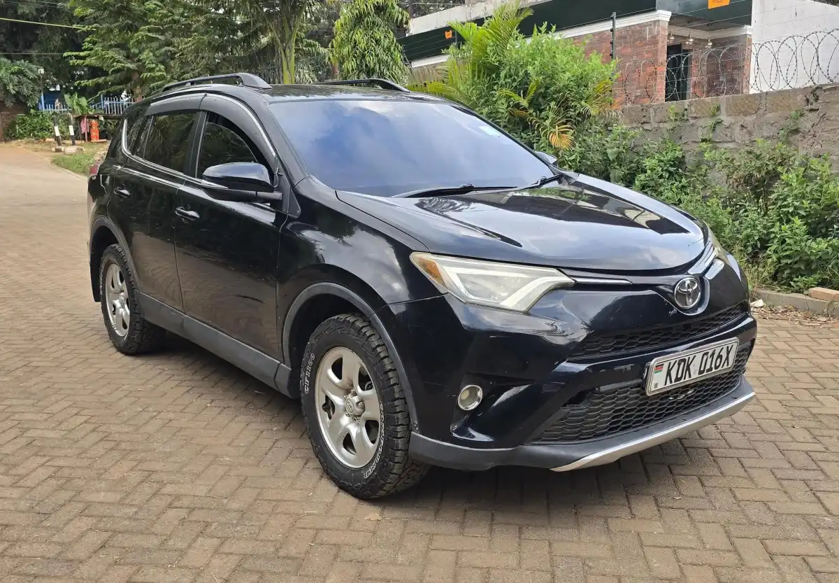 Toyota-RAV4-