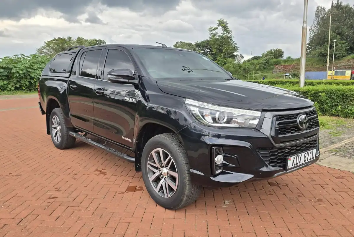 Toyota-Hilux-