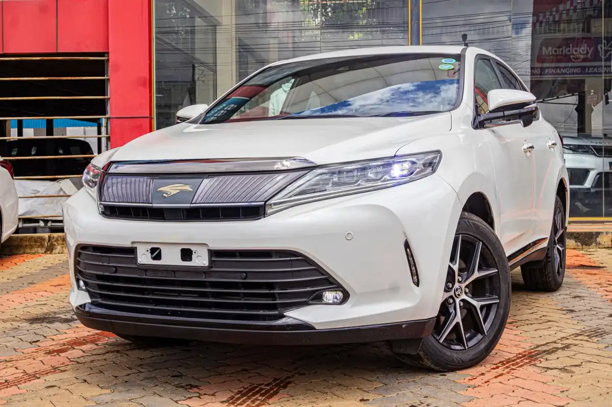 Toyota-Harrier-
