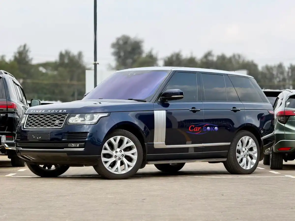 RANGE_ROVER-Vogue_Autobiography-