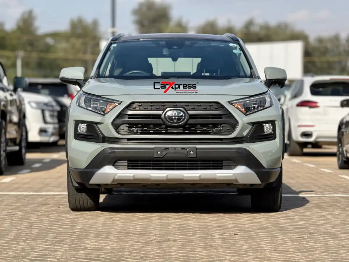 Toyota-RAV4-